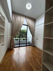 Village @ Pasir Panjang (D5), Condominium #639119491